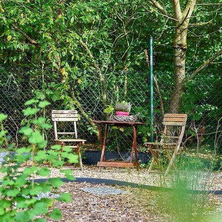 Spacious Wooden Cottage With Infra-Red Sauna At Veluwe Putten Esterno foto