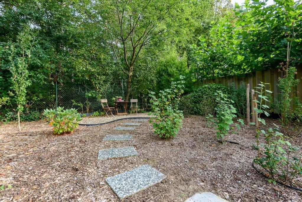 Spacious Wooden Cottage With Infra-Red Sauna At Veluwe Putten Esterno foto